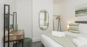 Open Mind Property - 3 Bedroom , Henderson Lodge - Image 2