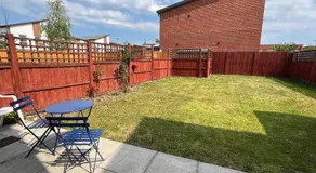 Large City Centre 3BD Cosy Home - Etihad - CoopLIVE - Image 4
