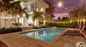 Modern villa close to beach w heated pool grill - Image 4