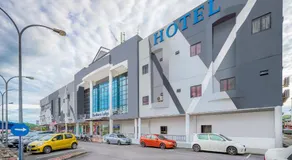 Northern Lodge Hotel - Image 5
