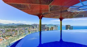 Regalia Gold Hotel - Image 5