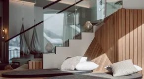 JoAnn suites & apart - Image 2