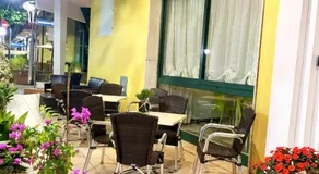 Azzurro Beach Hotel Igea Marina - Image 5