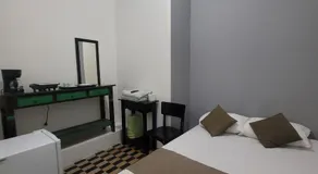 Grants Hotel - Image 4