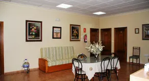 Hostal la Encina - Image 2