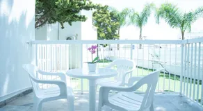 Flisvos Beach Apartments - Image 4
