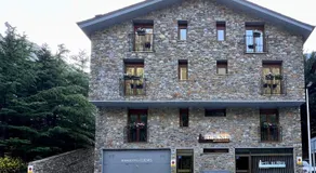 Apartaments Turistics El Buner - Image 5