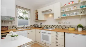 City Centre Haven Apartments - Image 2