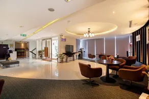 Veronica Residence - Image 2