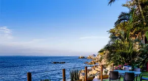 Oceanfront 9BR Up to 40 pax - Image 3