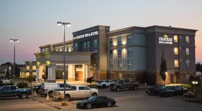 Chateau Inn & Suites Bonnyville - Image 3