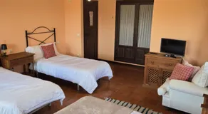 Hotel el Castellar - Image 2