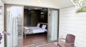 Hotel Pearls - Image 3