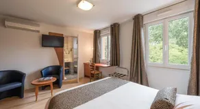 Logis Hotels - Au Poisson d'Argent - Hôtel 3 étoiles et restaurant - Image 2