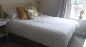 Highfield Guest House - Image 2
