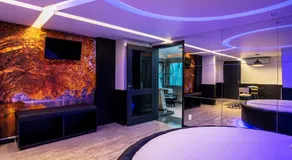 Motel Aquarius (Adults Only) - Image 5