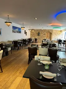 Oakham Hotel - Image 4