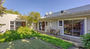 Hajo's Lodge & Spa - Image 3