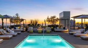 The Rose Quartz - Rooftop Pool, Gym Glamorous Santa Monica 2BR - Image 3
