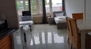 Mehrbettzimmer Hamburg 3 Betten Küche BoLA 2 - Image 2