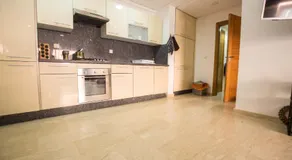 Luxury Beach Apartment - Romantic Weekend Getaway - Image 4