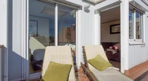 Gaudi penthouse with terrace views - Image 2