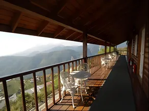 Victoria Peak Garden Suburb - Image 5