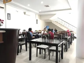 Sabrina Hotel Sisingamangaraja - Image 4