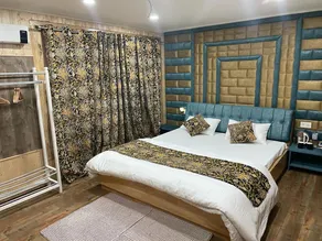 Riverfront Reem Cottage - Image 2