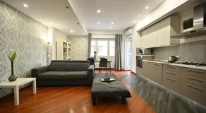LA SUITE HOME - Central Apartment Deluxe - Image 2