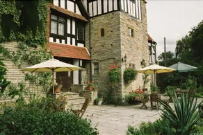Best Western Salford Hall Hotel - Image 2