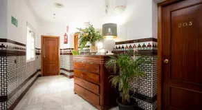 Hostal La Muralla - Image 3