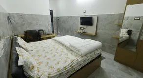 Sri Kalki Jamjam Resort - Image 2