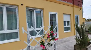 Apartamentos y estudios EL CENTRO - Image 5