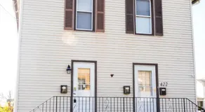 Lincoln Manor - Newly Renovated, 1mile from PHL Airport and Sports Stadiums - Image 4
