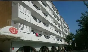 CLUB B APARTMENTS - Image 3