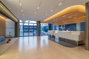 Home Inn Linyi Yishui Bus Station - Image 2