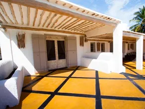 Uzuri Boutique Hotel - Image 3