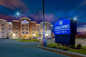 Candlewood Suites Calgary Airport North - Image 5