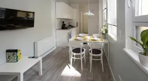 Studio Apartments - zentral mit Hinterhof-Flair - Image 3