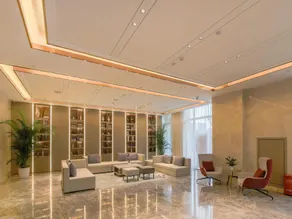 Lavande Hotel Wuhan Optics Valley Technology Exhibition Center - Image 3
