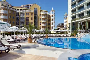Hotel MARVEL - FULLY RENOVATED FREE Beach Access - Image 4