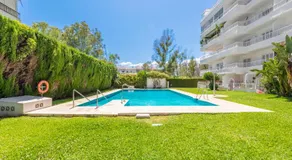 Beach apartment in Golden Mile / Puerto Banus - Image 2