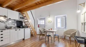 Classic Lisbon Homes: Bright & Central in Belém - Image 3