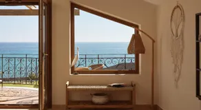 Casa Di Cuore Loft - Sea View & Jacuzzi Retreat - Image 3