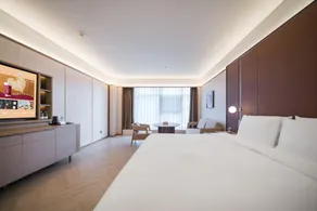 Crystal Orange Shenyang Municipal Government Airport Hotel - Image 2