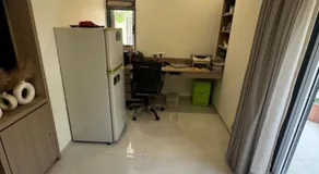 Spacious Garden Home - Image 4