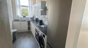 Hillhead Apartment - Image 4