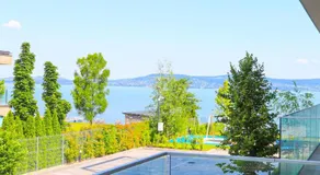 Platán Beach Apartman with lakeview - Image 5