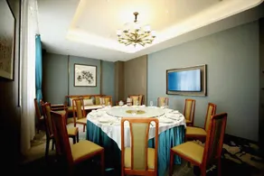 Yan'an Huanshun Fanbo Hotel - Image 5